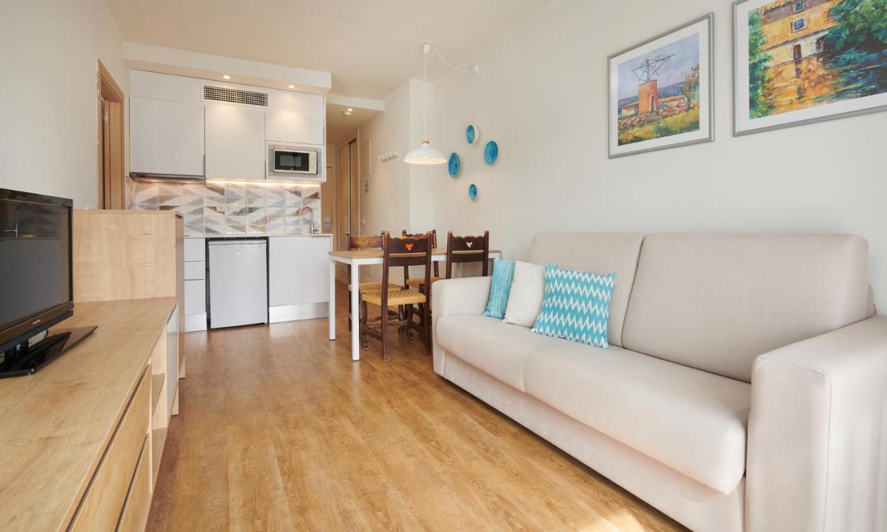 Hotel Apartamentos Cala サンタニー エクステリア 写真