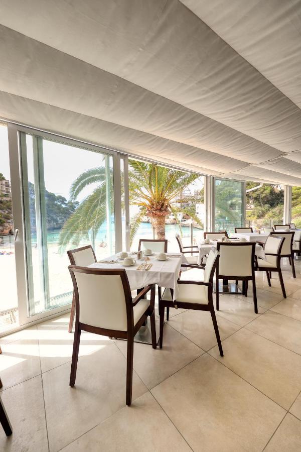 Hotel Apartamentos Cala サンタニー エクステリア 写真